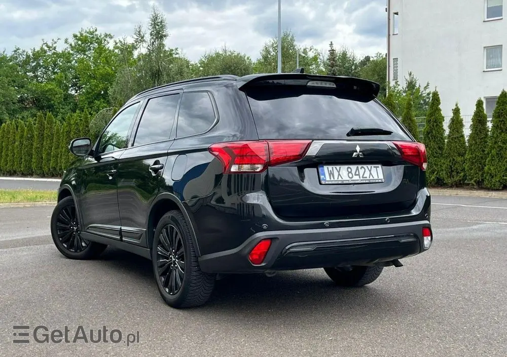 MITSUBISHI Outlander 2.0 Intense 2WD CVT