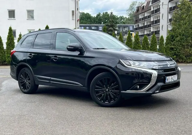 MITSUBISHI Outlander 2.0 Intense 2WD CVT