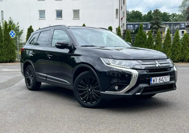 MITSUBISHI Outlander 2.0 Intense 2WD CVT