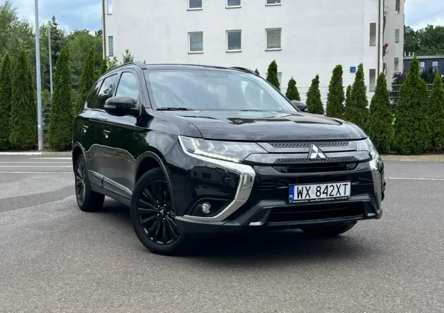 MITSUBISHI Outlander 2.0 Intense 2WD CVT
