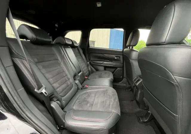 MITSUBISHI Outlander 2.0 Intense 2WD CVT