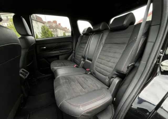 MITSUBISHI Outlander 2.0 Intense 2WD CVT