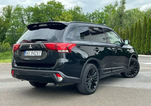 MITSUBISHI Outlander 2.0 Intense 2WD CVT