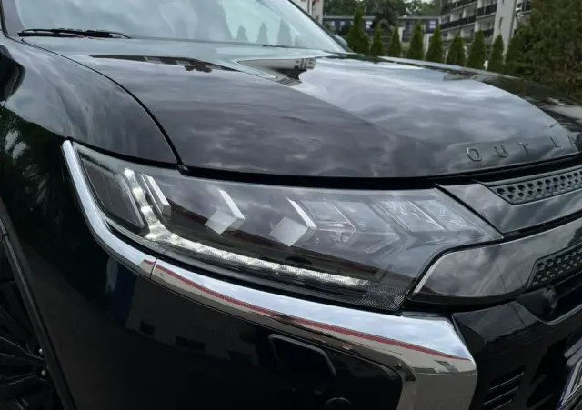 MITSUBISHI Outlander 2.0 Intense 2WD CVT