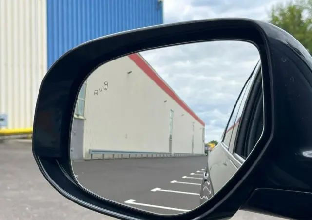 MITSUBISHI Outlander 2.0 Intense 2WD CVT