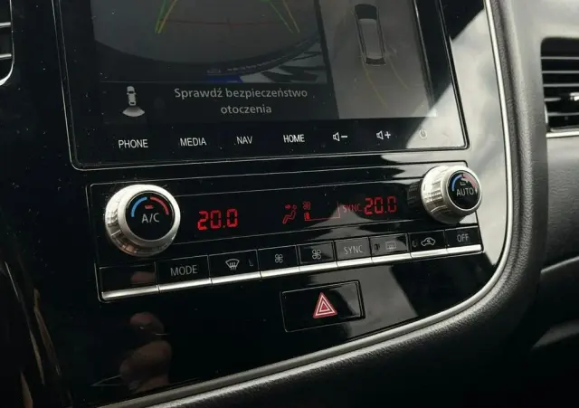 MITSUBISHI Outlander 2.0 Intense 2WD CVT