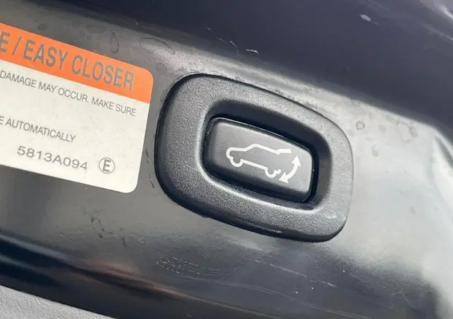 MITSUBISHI Outlander 2.0 Intense 2WD CVT