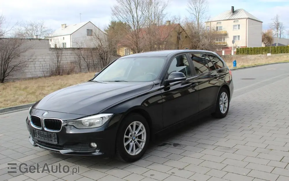 BMW Seria 3 318d