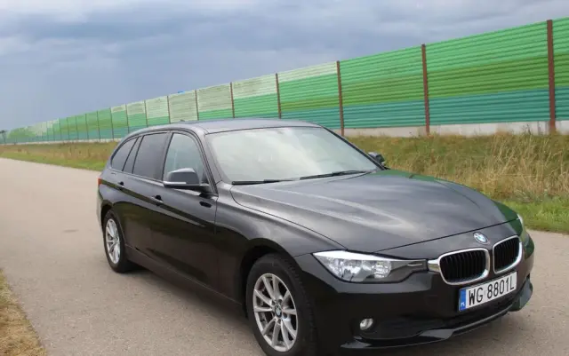 BMW Seria 3 318d