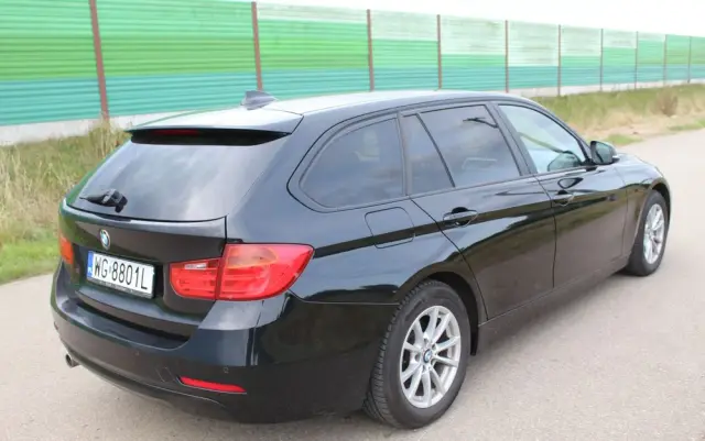 BMW Seria 3 318d