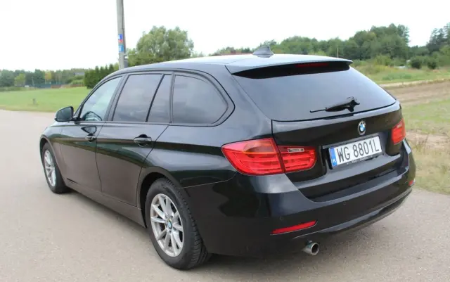 BMW Seria 3 318d