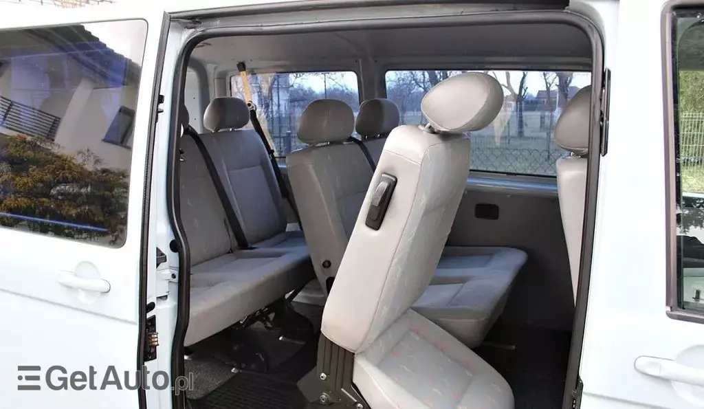 VOLKSWAGEN TRANSPORTER 