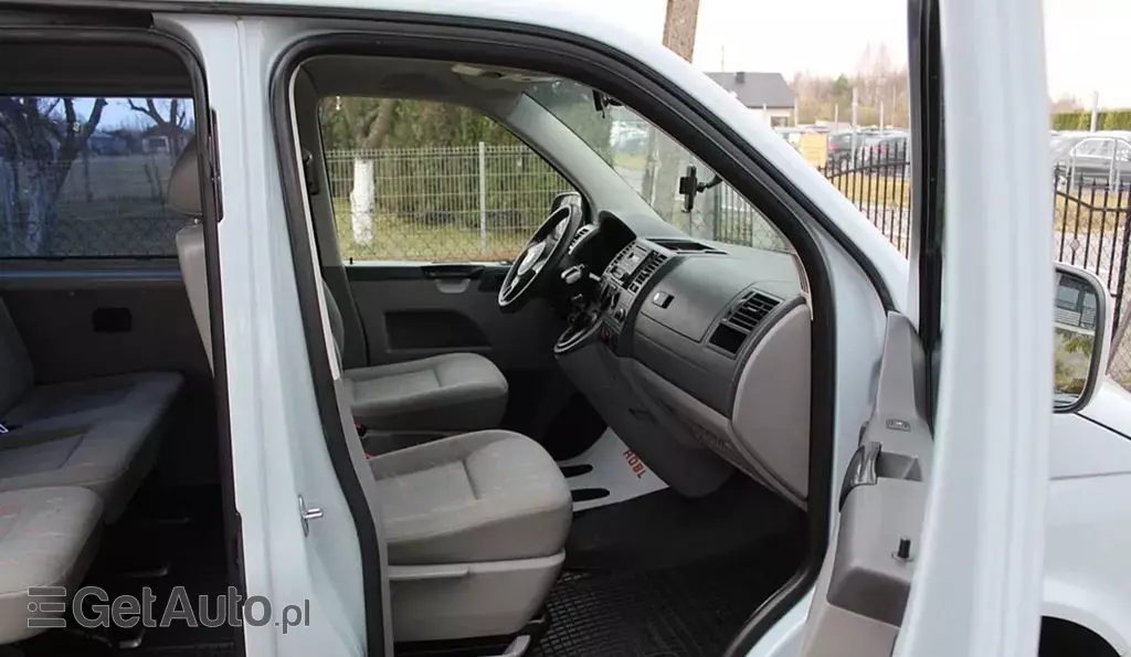 VOLKSWAGEN TRANSPORTER 