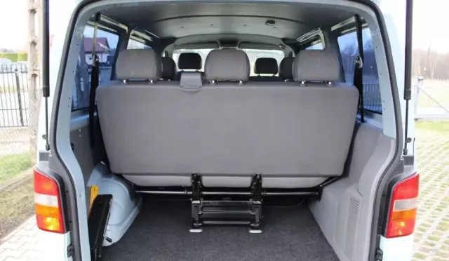 VOLKSWAGEN TRANSPORTER 