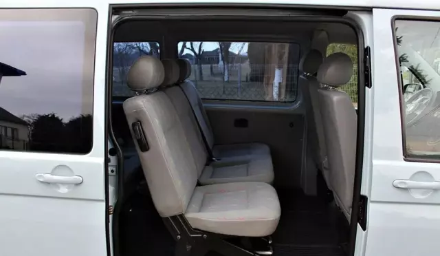 VOLKSWAGEN TRANSPORTER 