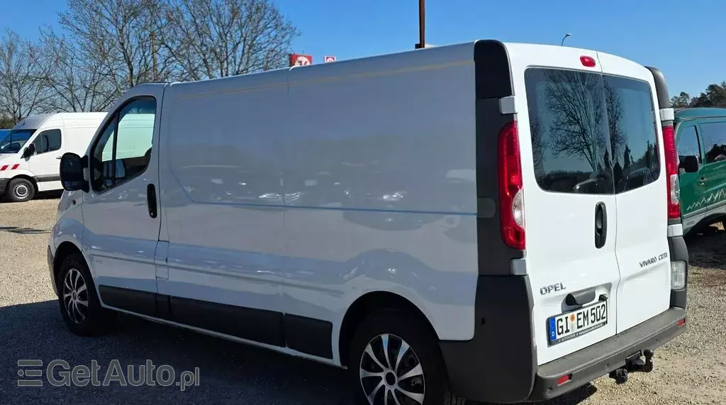 OPEL Vivaro 
