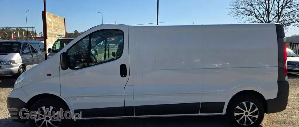 OPEL Vivaro 