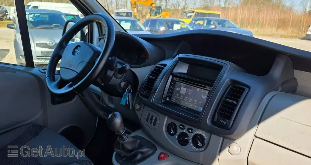 OPEL Vivaro 
