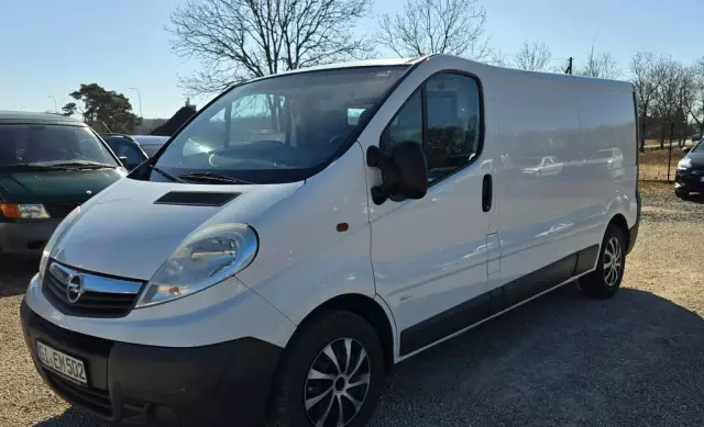 OPEL Vivaro 