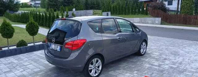 OPEL Meriva 