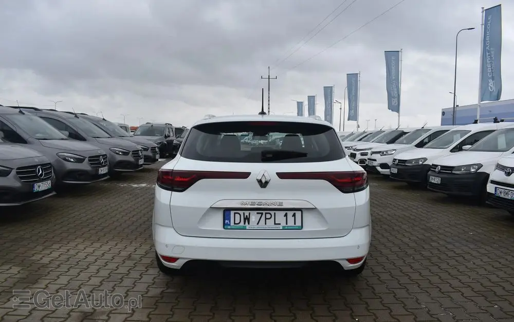 RENAULT Megane Ver-1-5-blue-dci-zen