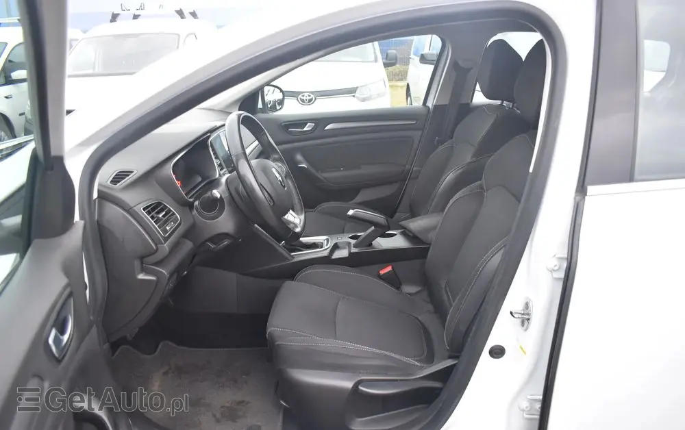 RENAULT Megane Ver-1-5-blue-dci-zen