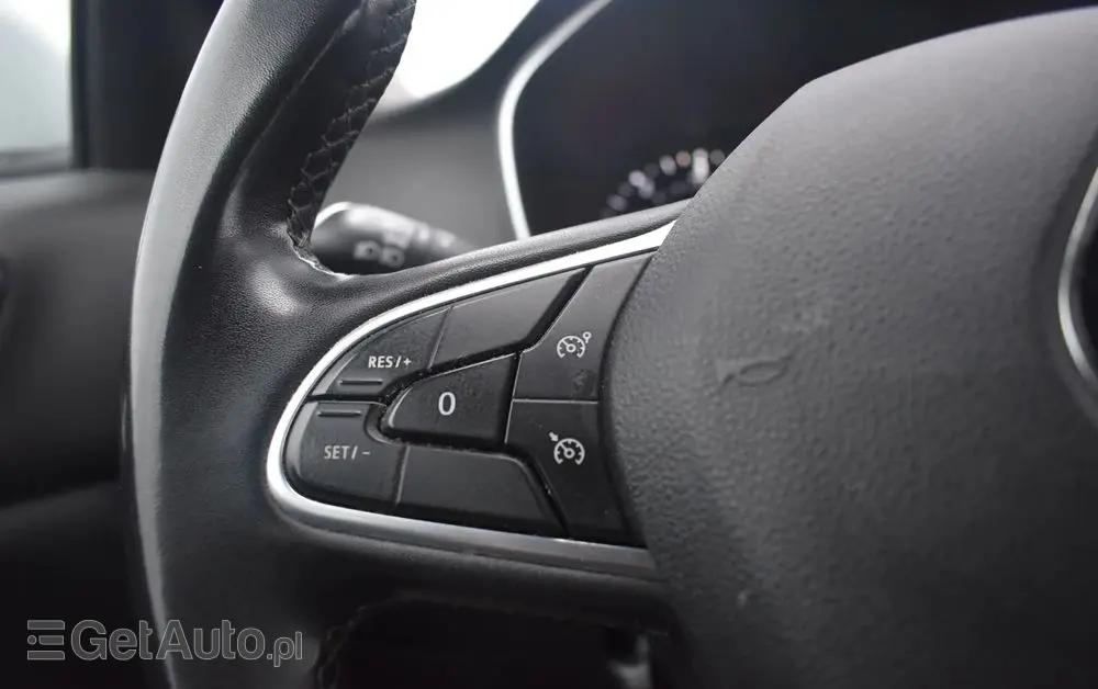 RENAULT Megane Ver-1-5-blue-dci-zen