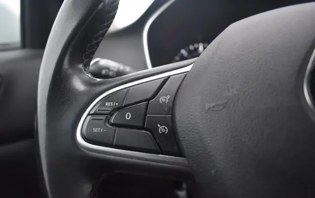 RENAULT Megane Ver-1-5-blue-dci-zen