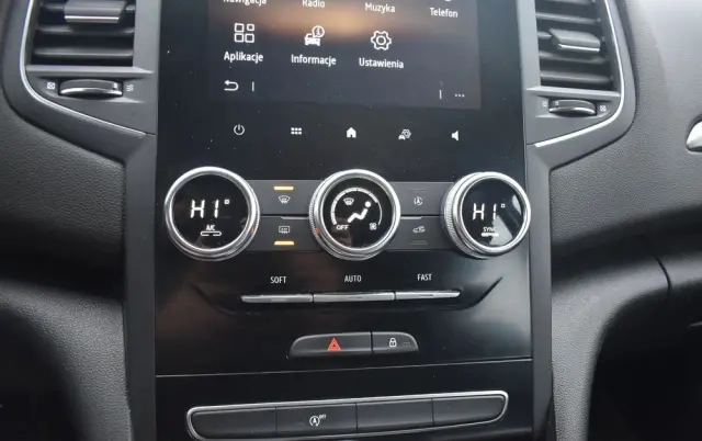 RENAULT Megane Ver-1-5-blue-dci-zen