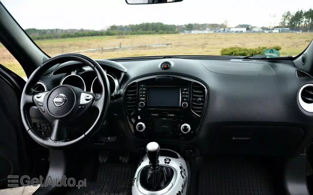 NISSAN Juke 