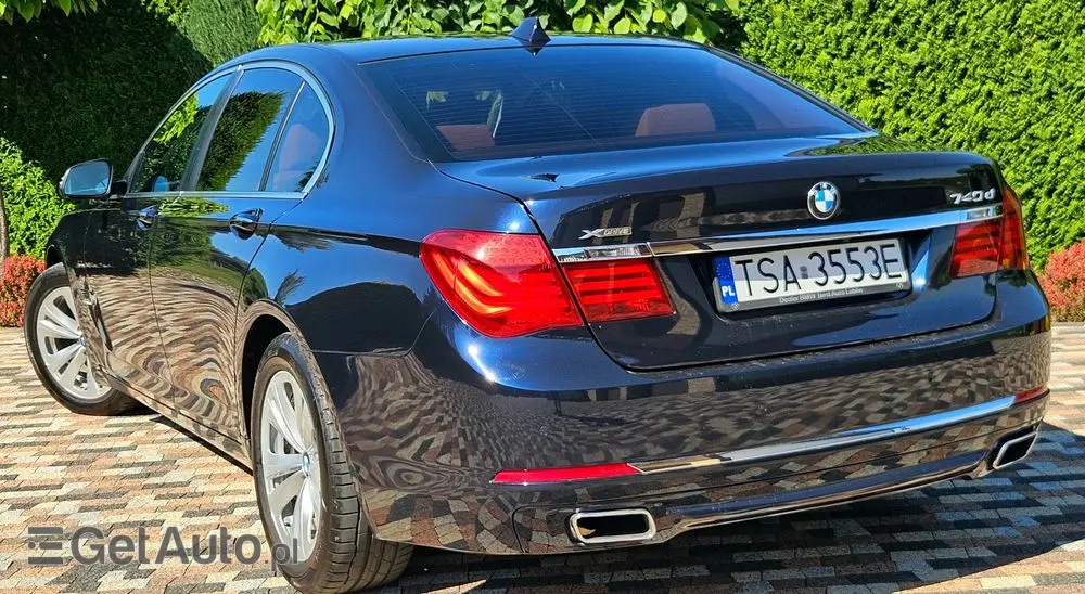 BMW Seria 7 740d