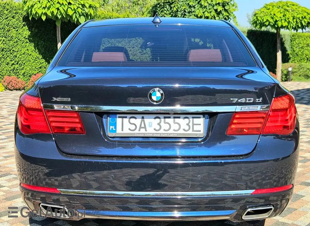 BMW Seria 7 740d