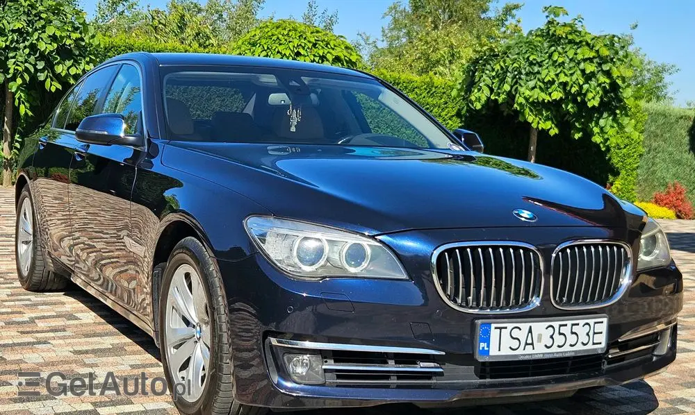 BMW Seria 7 740d