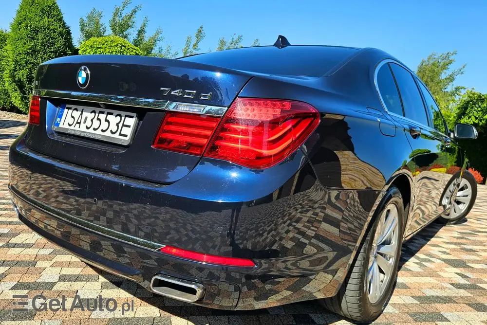 BMW Seria 7 740d