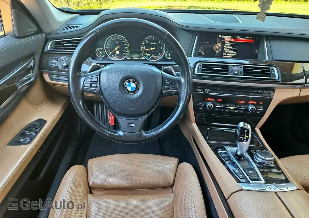 BMW Seria 7 740d