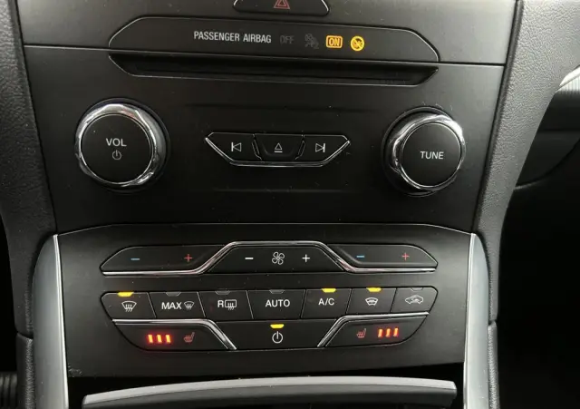 FORD S-Max 2.5 Hybrid Titanium CVT