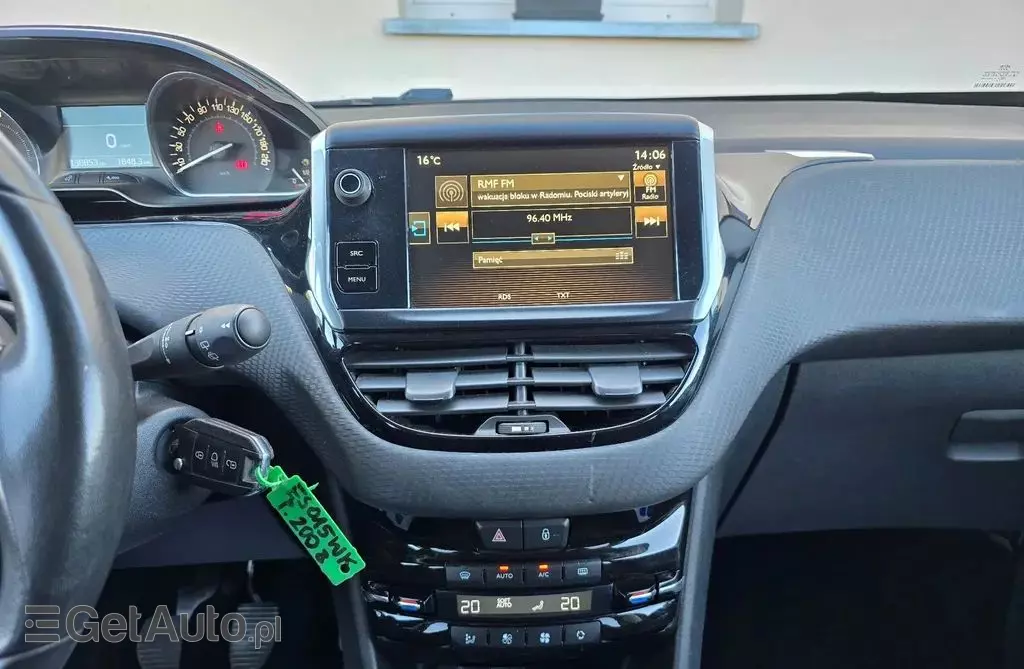 PEUGEOT 2008 1.2 VTi (82 KM)