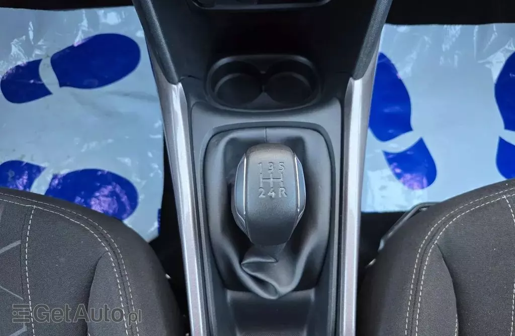 PEUGEOT 2008 1.2 VTi (82 KM)