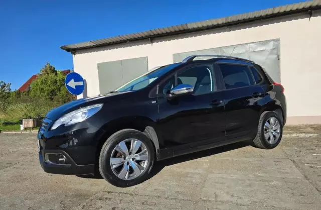 PEUGEOT 2008 1.2 VTi (82 KM)