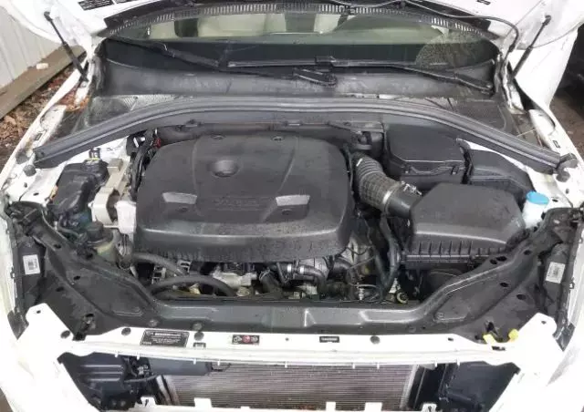 VOLVO XC 60 T6 Drive-E R-Design Momentum