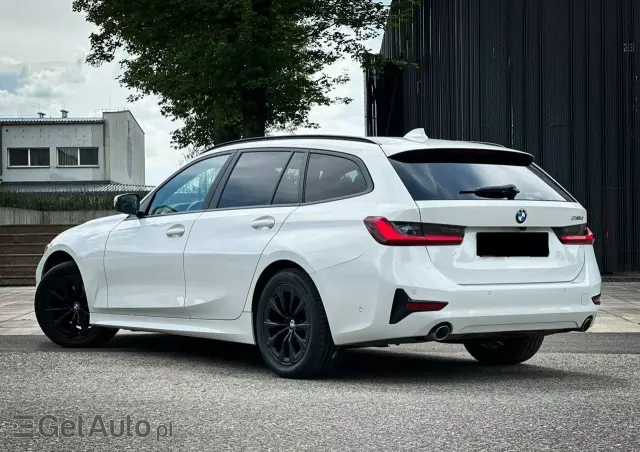 BMW Seria 3 318d Sport Line