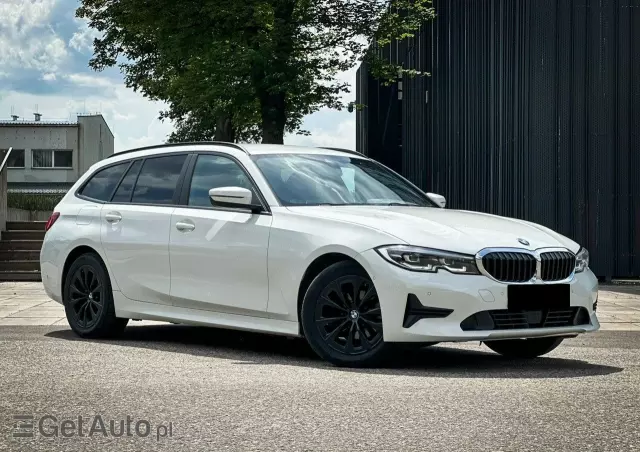 BMW Seria 3 318d Sport Line