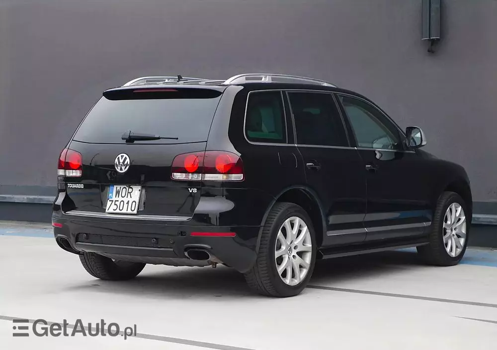 VOLKSWAGEN Touareg 4.2 V8 Automatik Individual