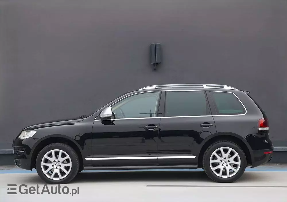 VOLKSWAGEN Touareg 4.2 V8 Automatik Individual