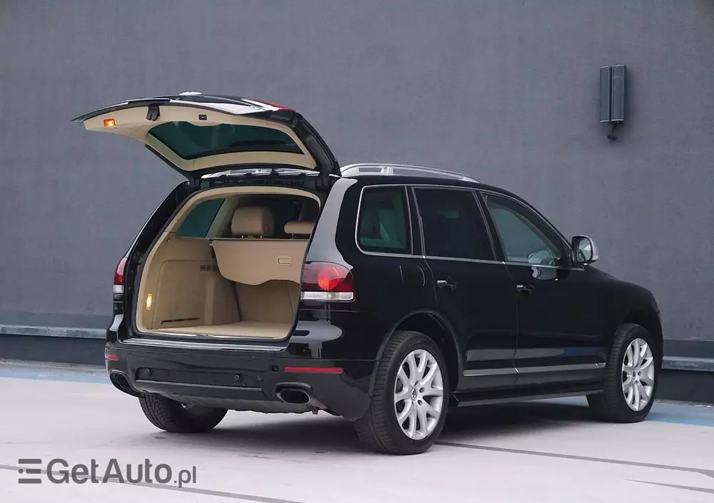 VOLKSWAGEN Touareg 4.2 V8 Automatik Individual