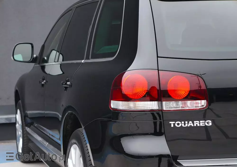 VOLKSWAGEN Touareg 4.2 V8 Automatik Individual
