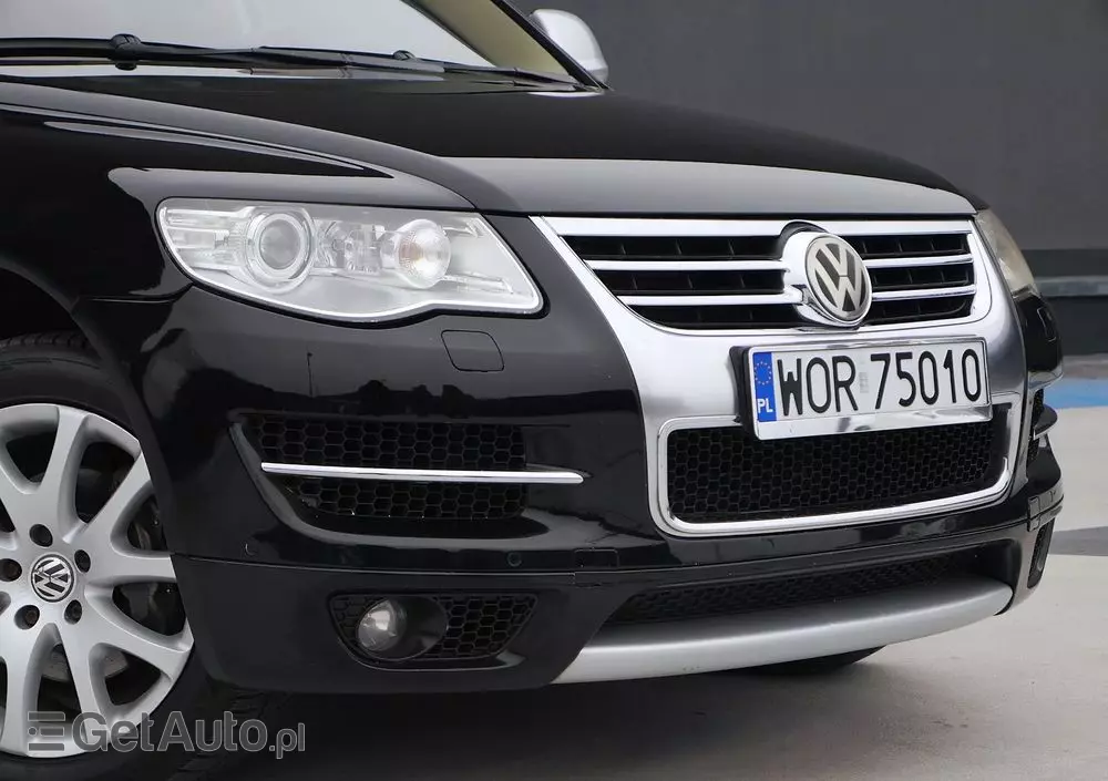 VOLKSWAGEN Touareg 4.2 V8 Automatik Individual