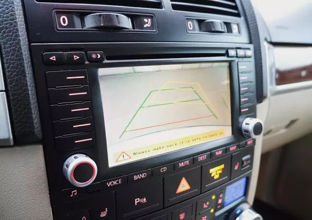 VOLKSWAGEN Touareg 4.2 V8 Automatik Individual