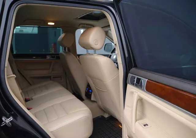 VOLKSWAGEN Touareg 4.2 V8 Automatik Individual