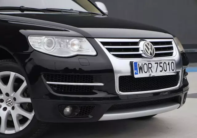 VOLKSWAGEN Touareg 4.2 V8 Automatik Individual